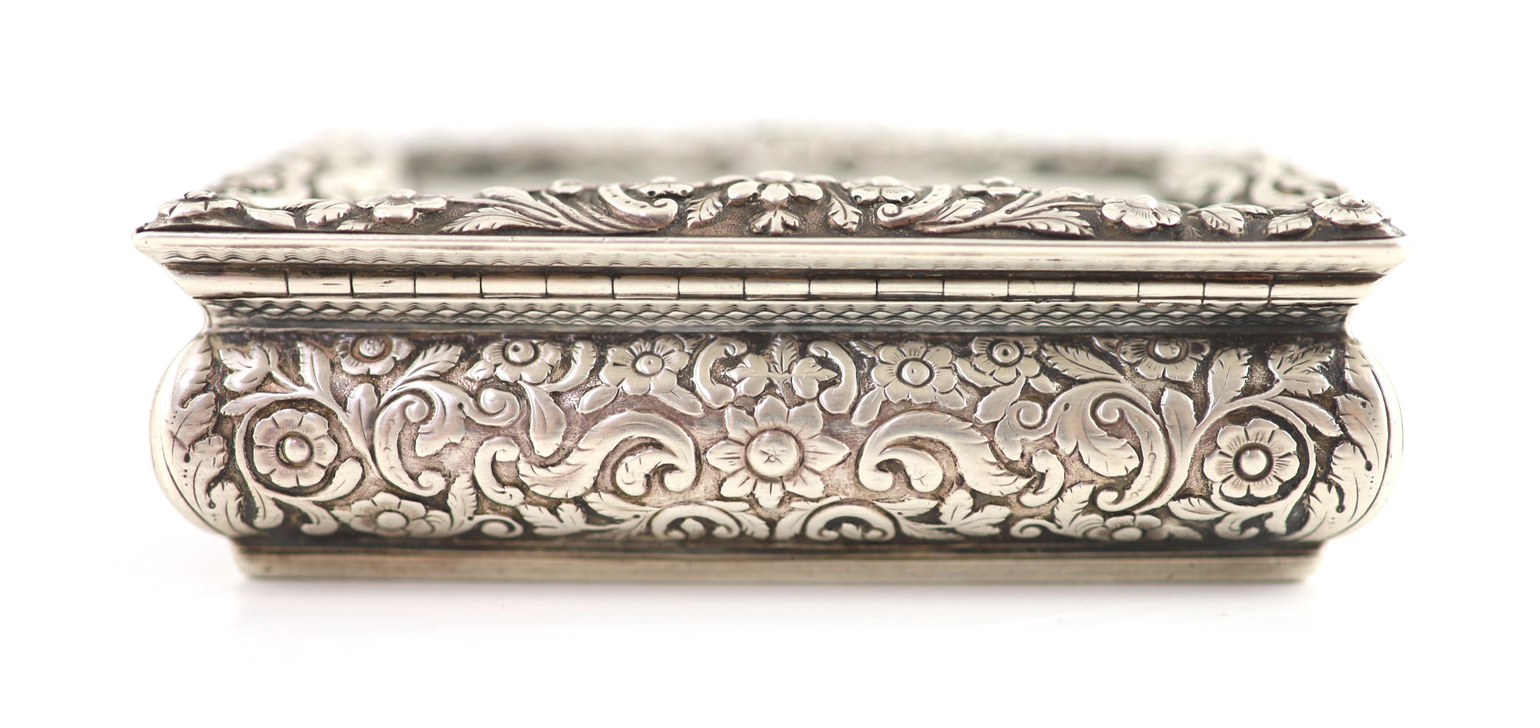 An early Victorian silver table snuff box, by Nathaniel Mills